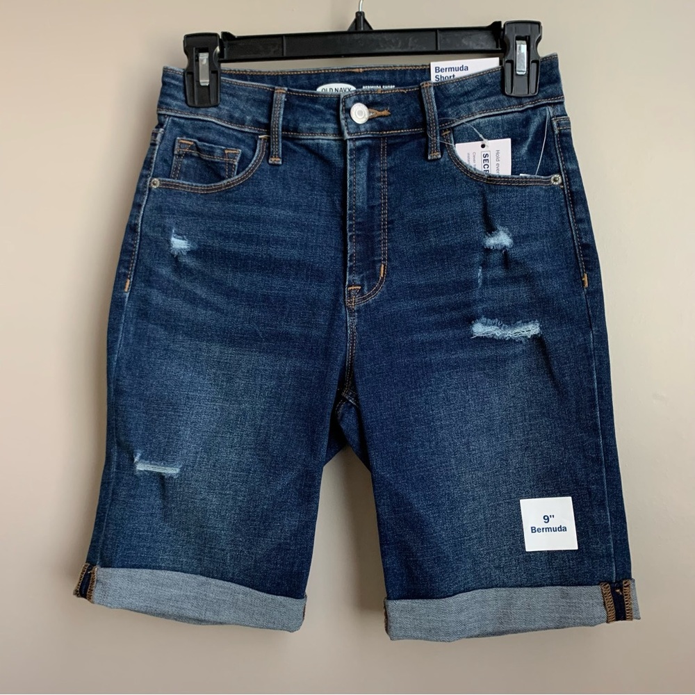 Old Navy Women’s Size 0 High Rise Bermuda Short